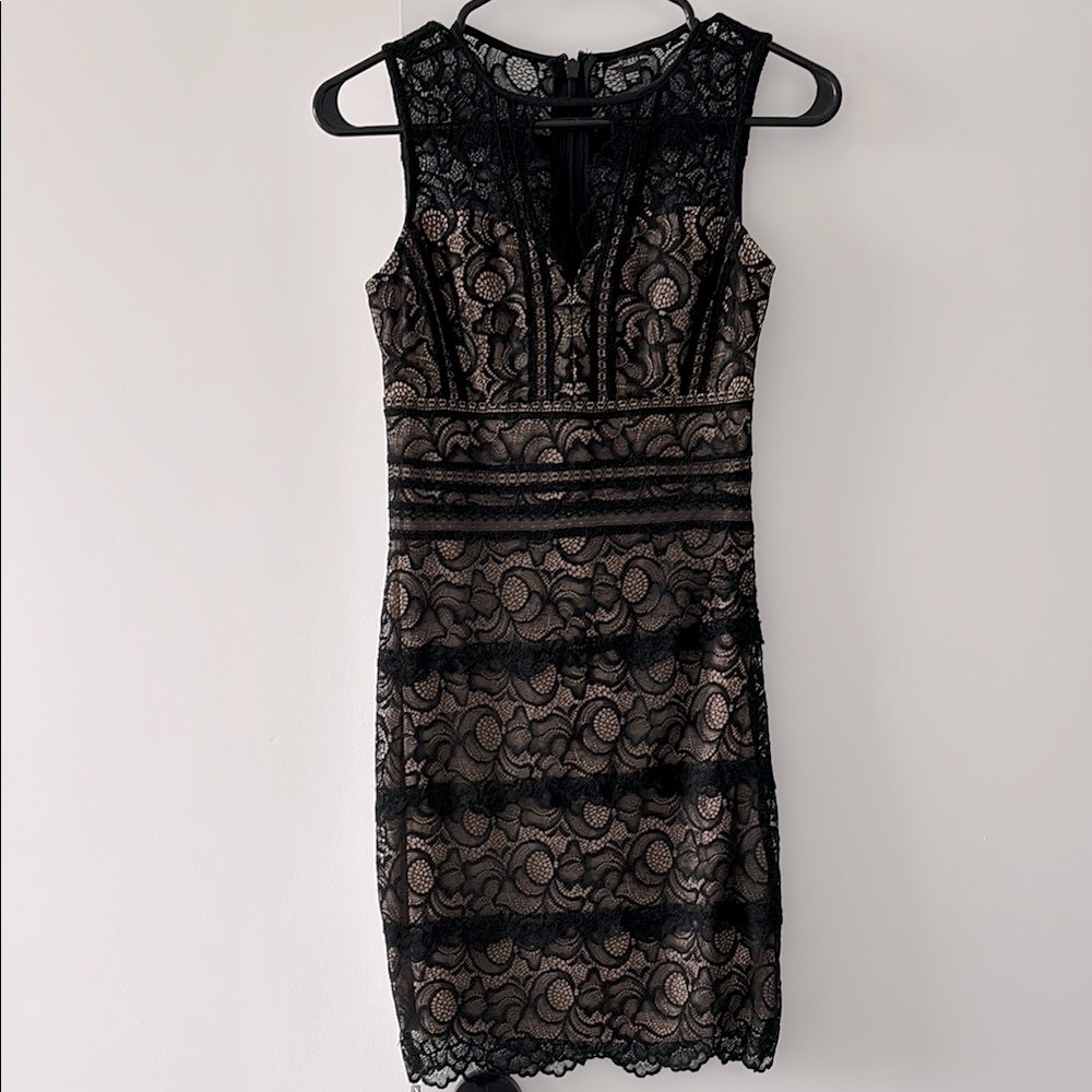GUESS Lace & Nude Bodycon Mini Dress - Picture 1 of 7